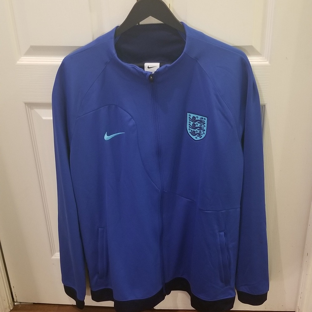 Nike England 🏴󠁧󠁢󠁥󠁮󠁧󠁿 Track Jacket (XL)